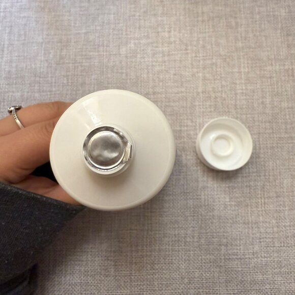 Sachajuan Hair Styling Cream Full Size 4.2 FL Oz For Straight or Curly Hair - Picture 2 of 5